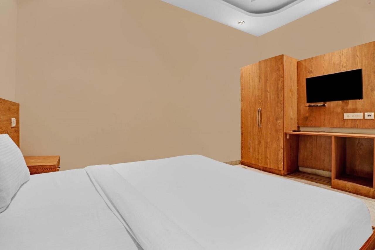 Airport Hotel Goodluck نيودلهي المظهر الخارجي الصورة